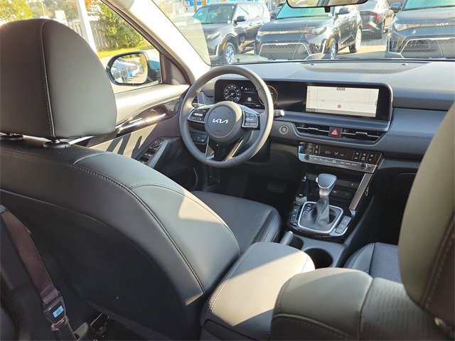 New 2026 Kia Seltos EX image 13