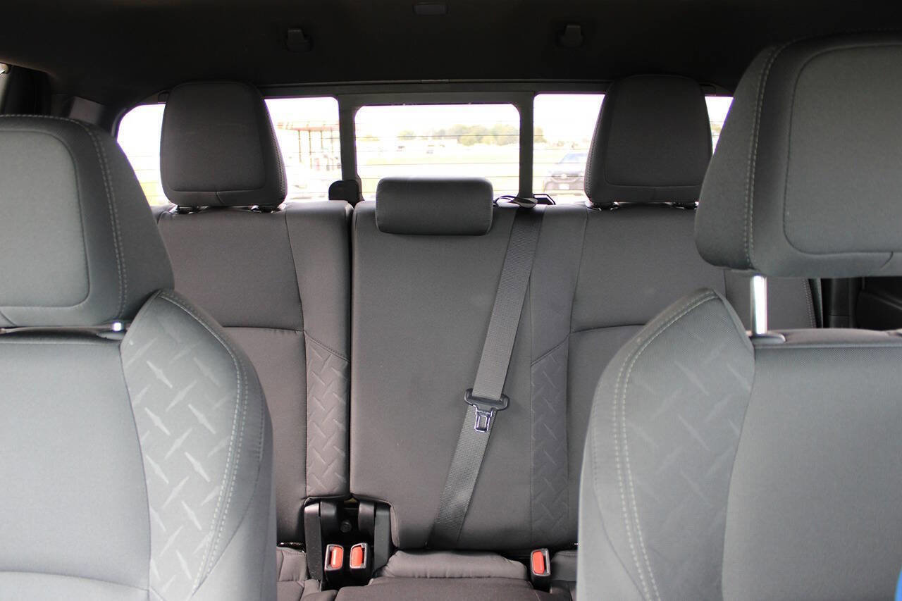 Used 2024 Toyota Tacoma SR5 image 16