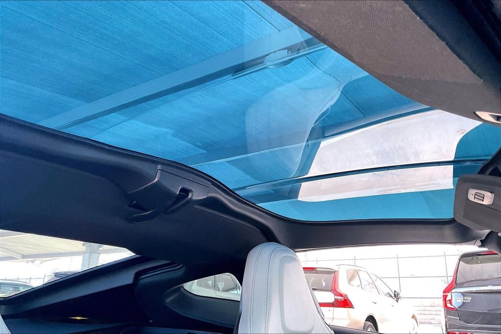 Used 2016 Chevrolet Corvette Stingray Coupe w/ 2LT Preferred Equipment Group image 20