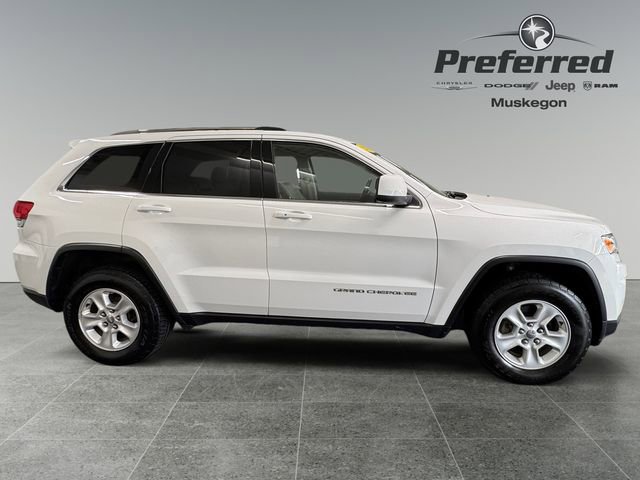 Used 2016 Jeep Grand Cherokee Laredo w/ Quick Order Package 23E AWD/4WD image 8