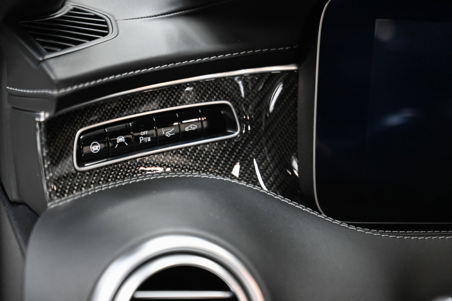 Used 2019 Mercedes-Benz S 63 AMG 4MATIC Cabriolet w/ Driver Assistance Package image 10