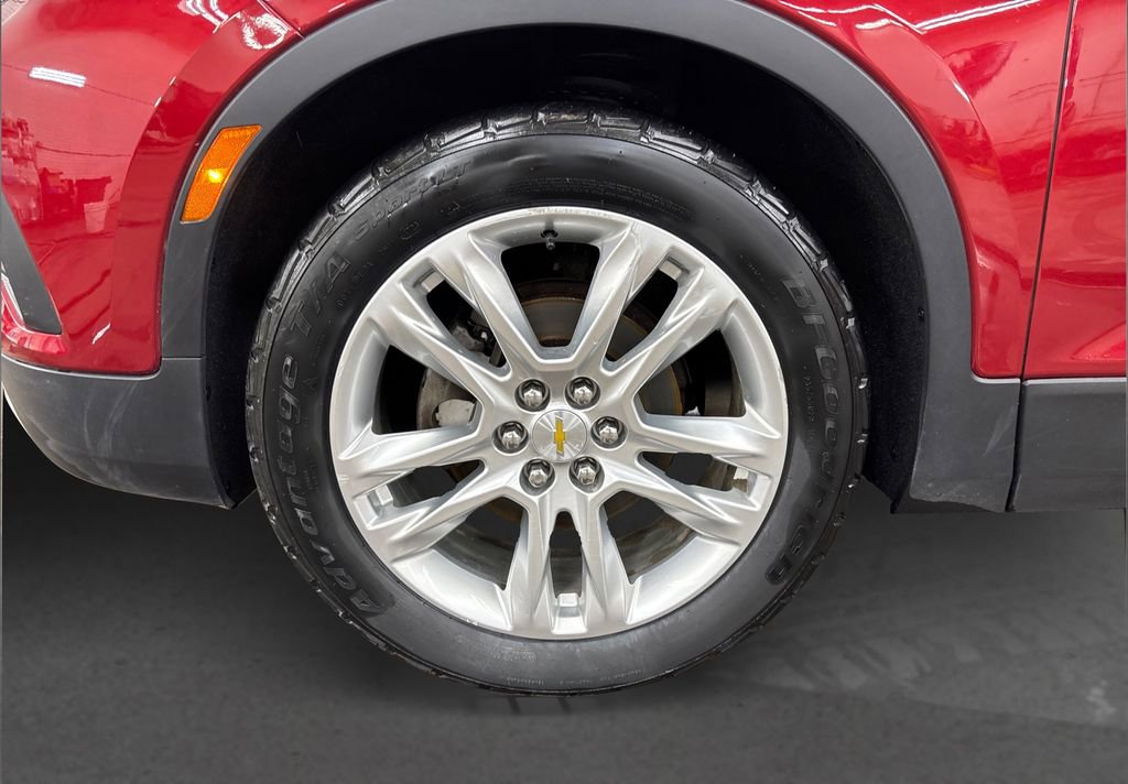Used 2019 Chevrolet Blazer LT w/ Sun and Wheels Package image 12