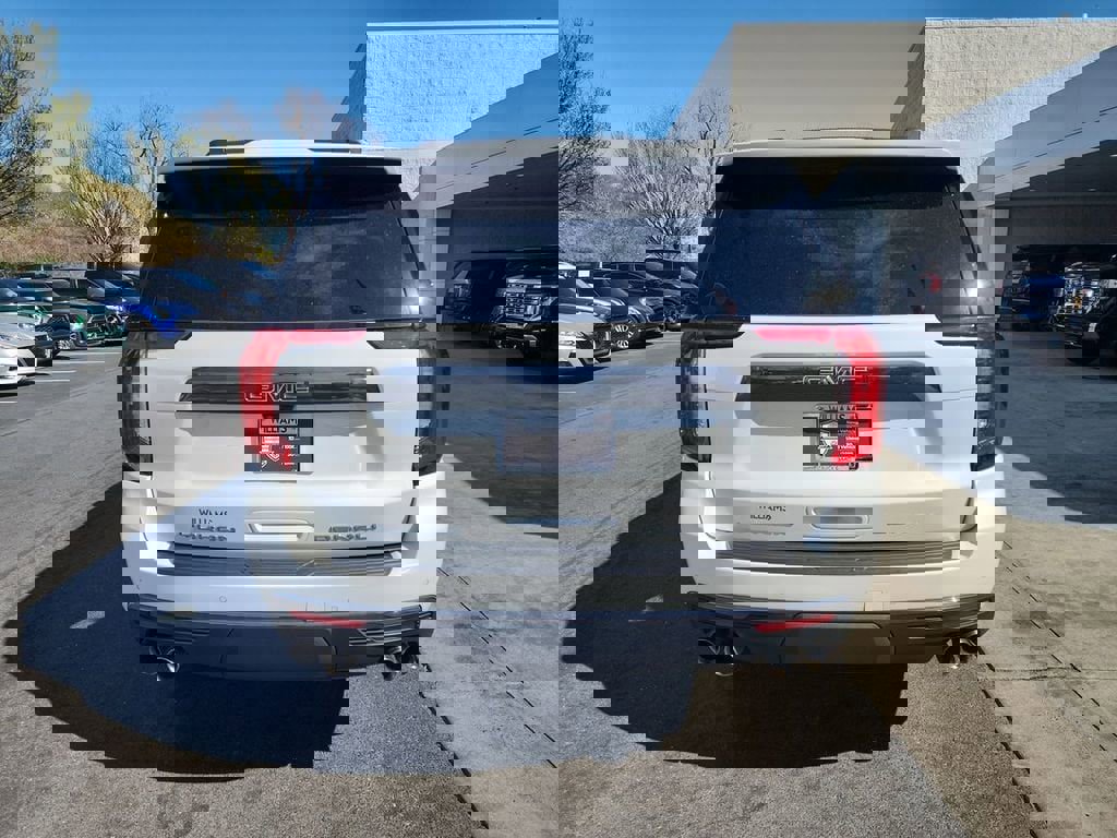 Certified 2024 GMC Yukon Denali Ultimate w/ LPO, Floor Liner Package image 7