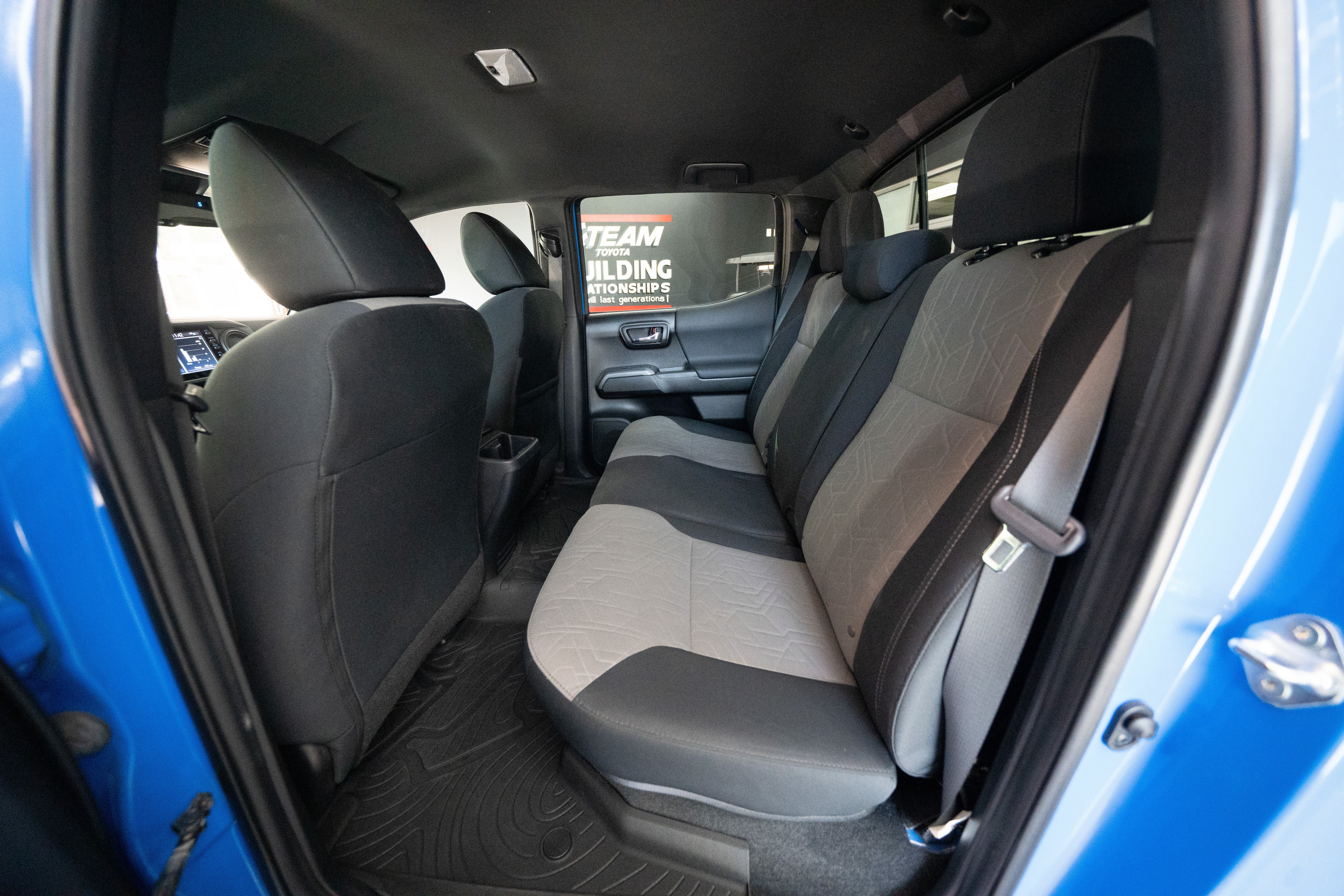 Used 2021 Toyota Tacoma TRD Sport AWD/4WD image 23