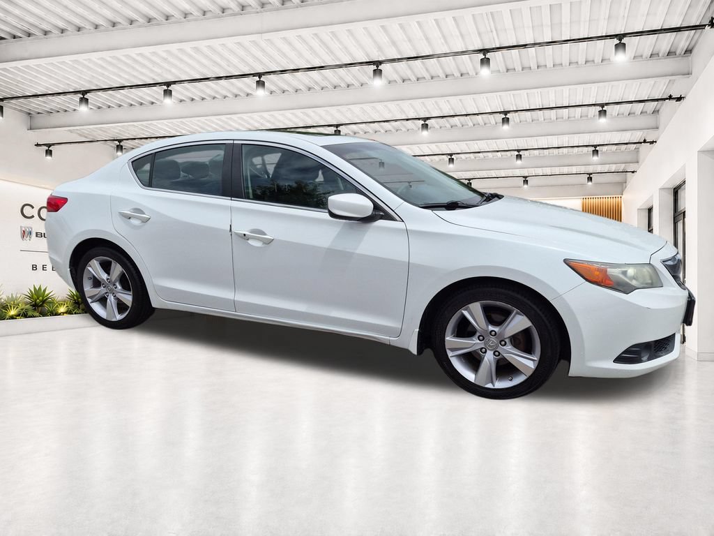 Used 2015 Acura ILX w/ Technology Package FWD image 14