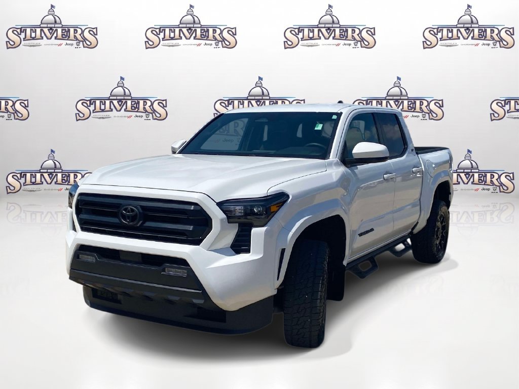 Used 2025 Toyota Tacoma SR5 RWD image 3