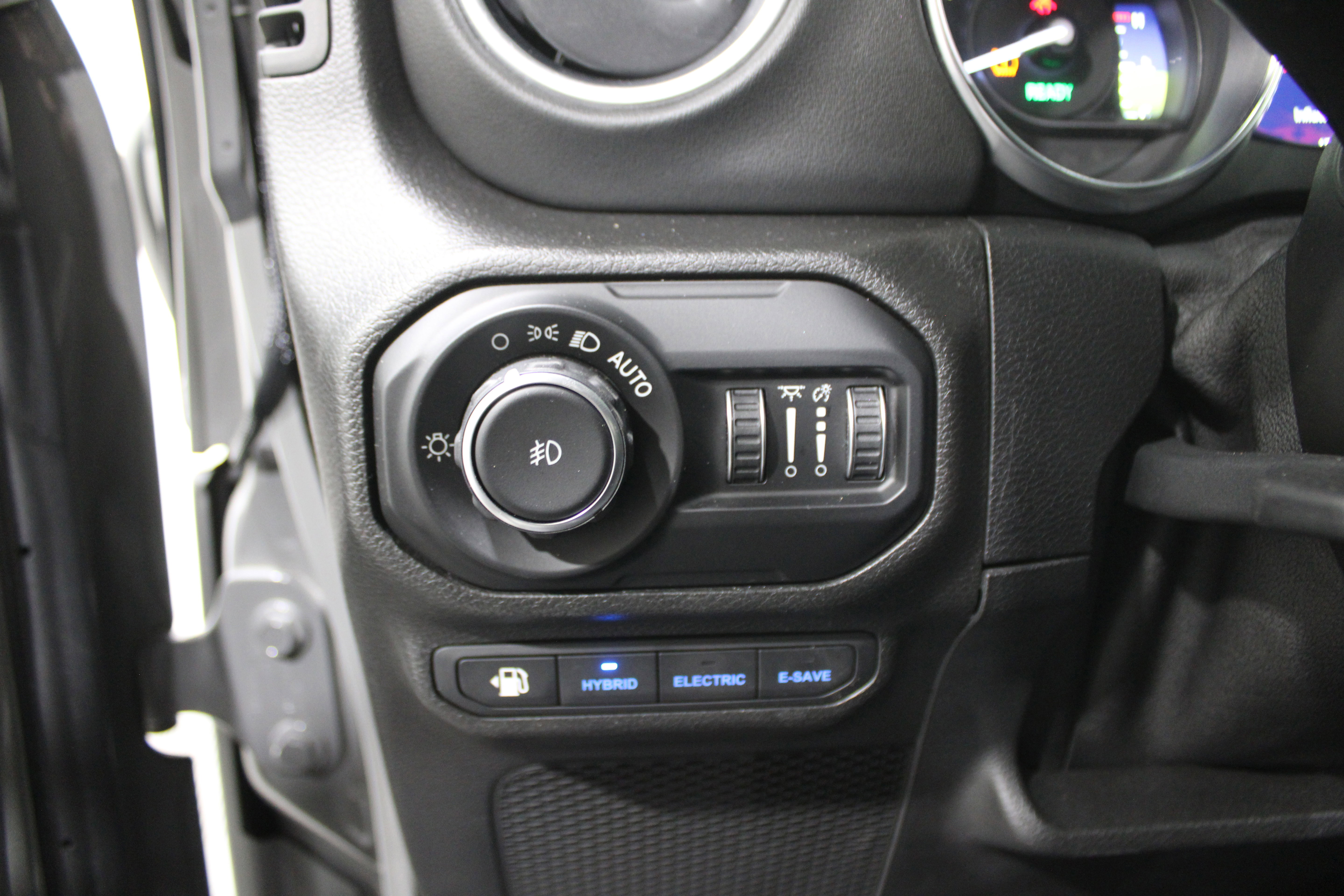 Used 2021 Jeep Wrangler Unlimited Rubicon 4xe image 6