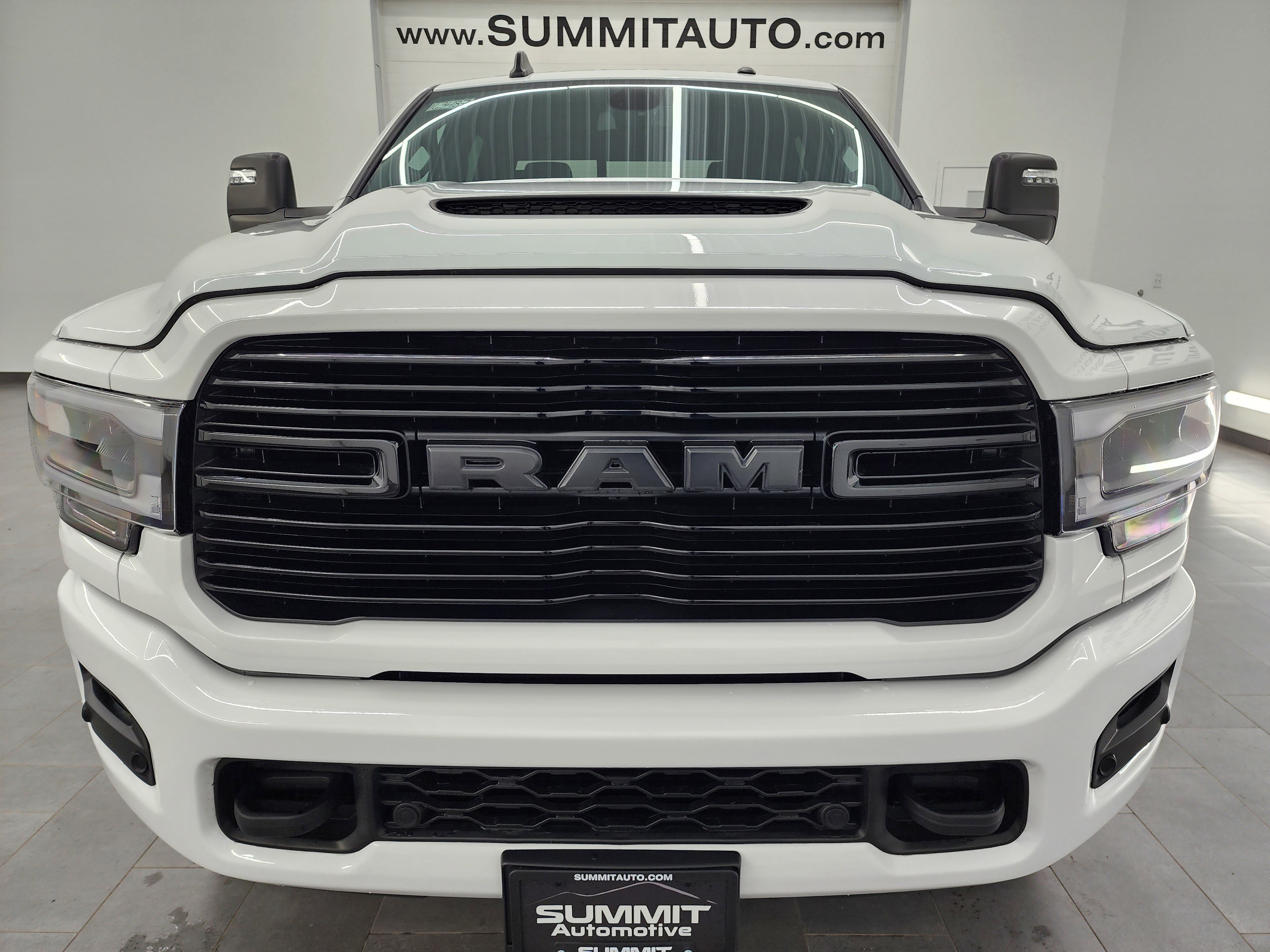 Used 2024 RAM 2500 Laramie w/ Night Edition image 22