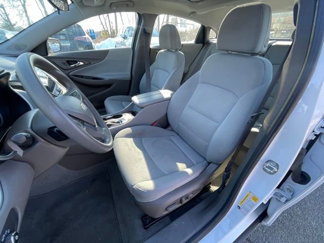Used 2024 Chevrolet Malibu LT image 34