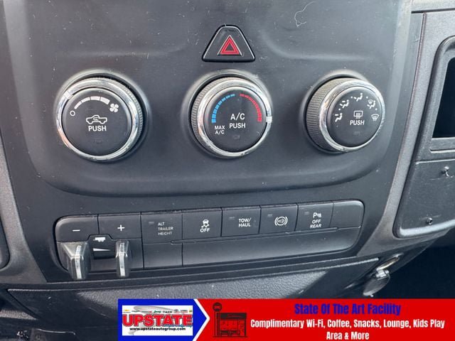 Used 2017 RAM 3500 Tradesman w/ Chrome Appearance Group AWD/4WD image 25