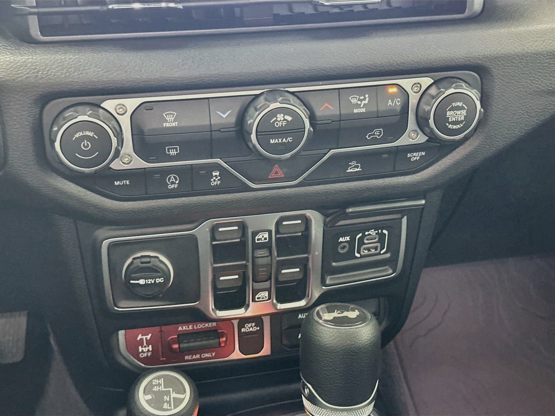 Used 2026 Jeep Wrangler Unlimited Sport AWD/4WD image 16