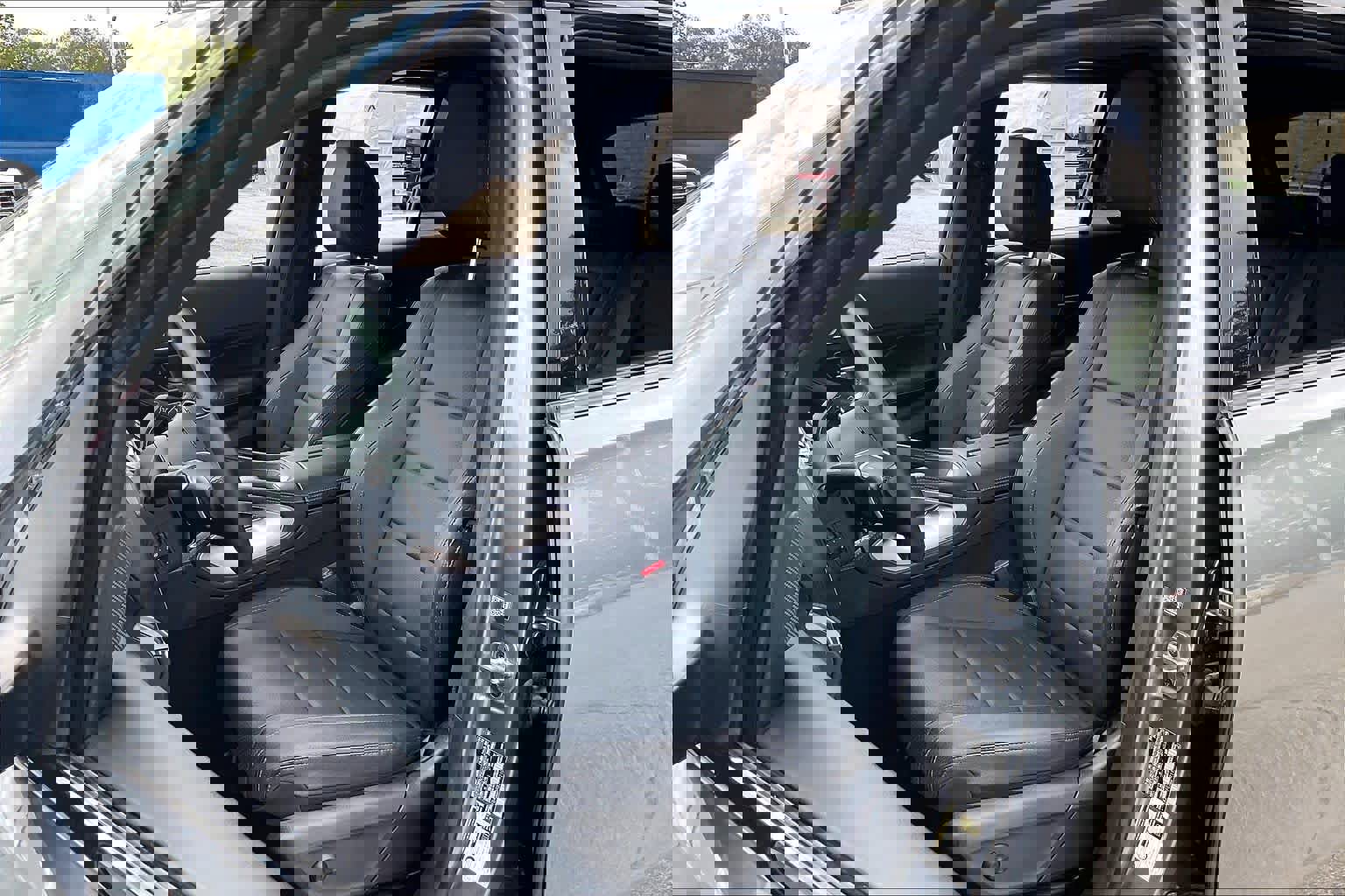 Used 2024 Mercedes-Benz GLE 350 4MATIC image 8