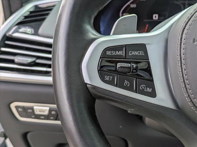 Used 2021 BMW X7 M50i w/ Dynamic Handling Package image 10