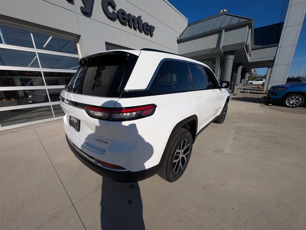 New 2025 Jeep Grand Cherokee Limited image 5