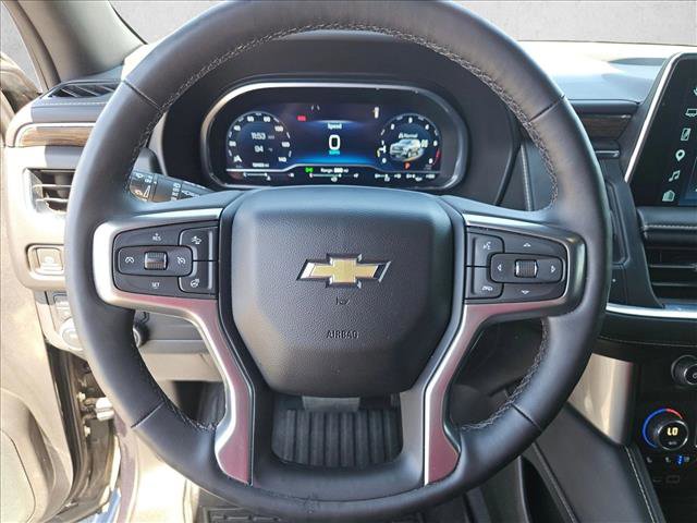 Used 2023 Chevrolet Tahoe Premier AWD/4WD image 14
