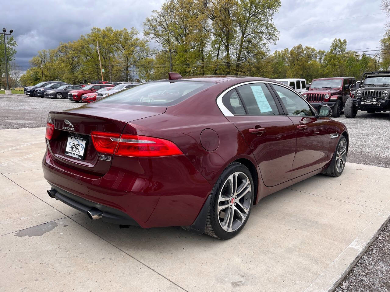 Used 2017 Jaguar XE Premium AWD/4WD image 8