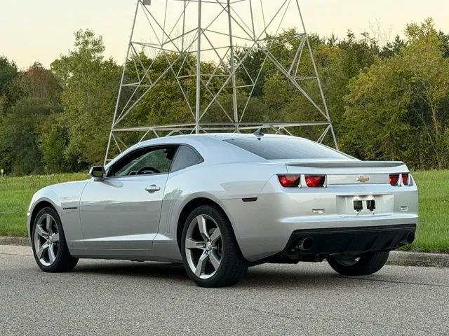 Used 2010 Chevrolet Camaro LT w/ RS Package RWD image 11