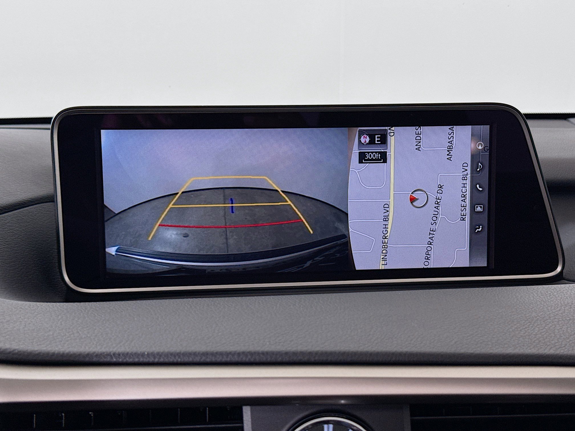 Used 2017 Lexus RX 350 AWD w/ Premium Package image 17