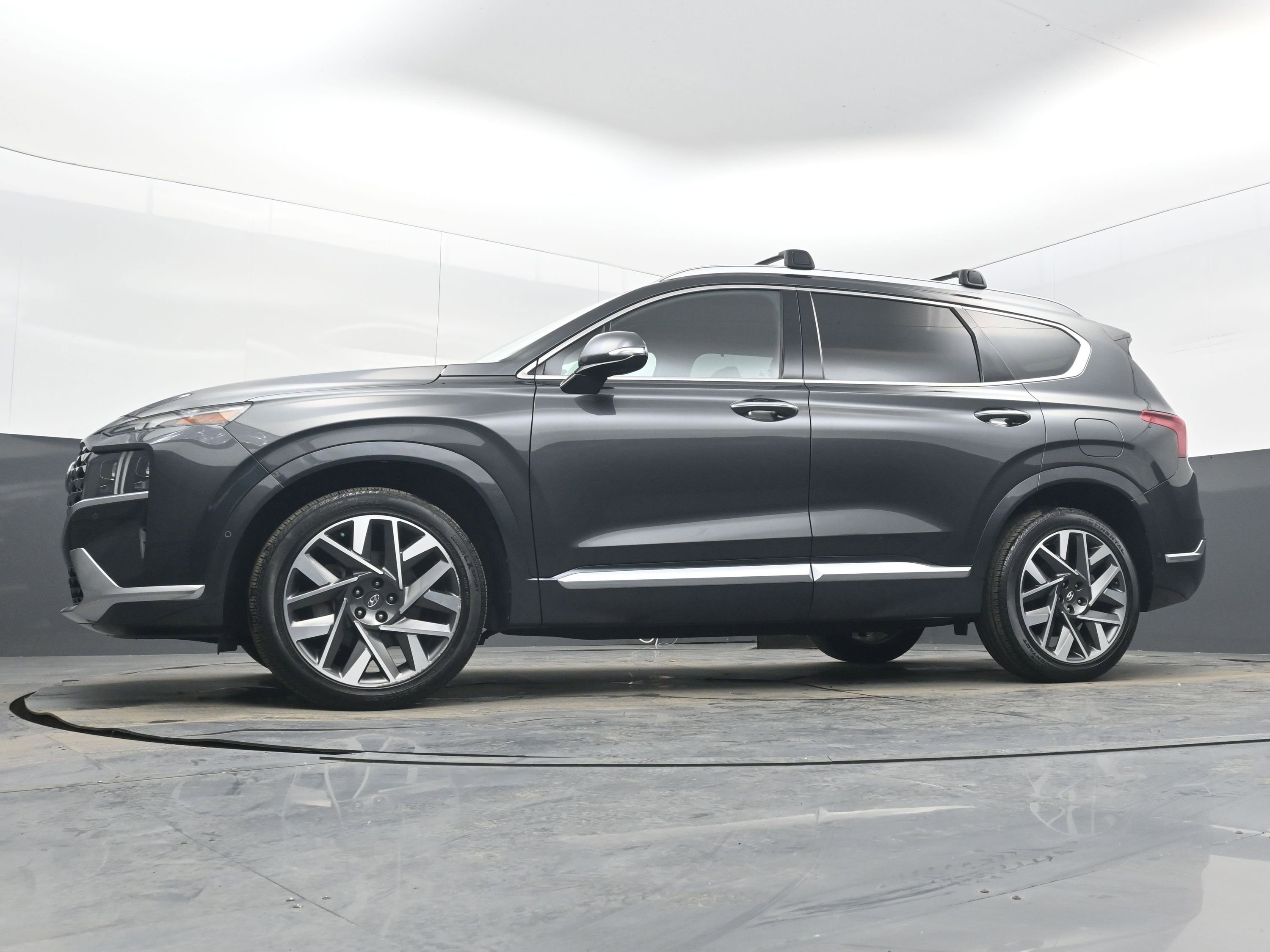 Used 2023 Hyundai Santa Fe Calligraphy image 24