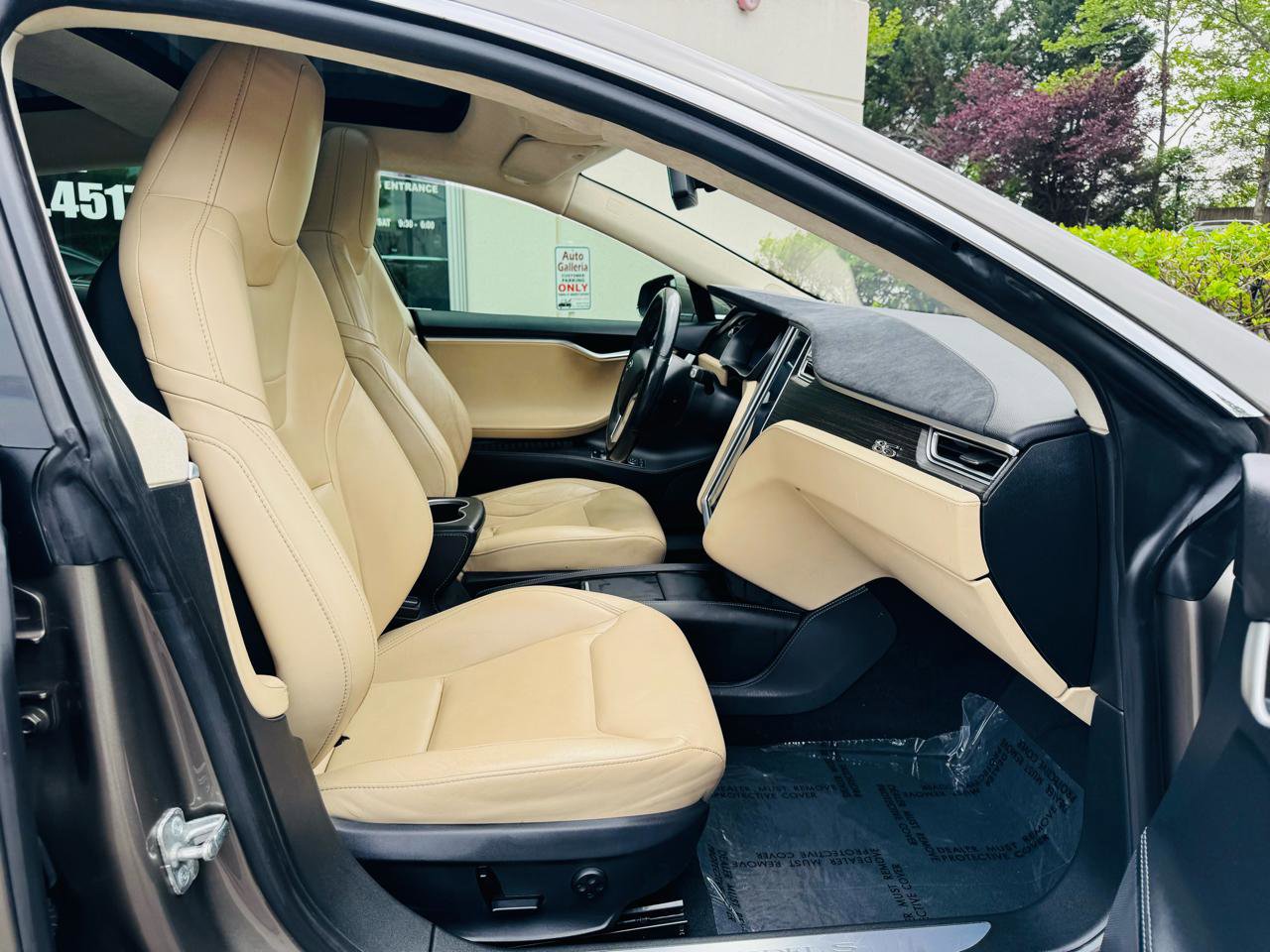 Used 2015 Tesla Model S 85D AWD/4WD image 18