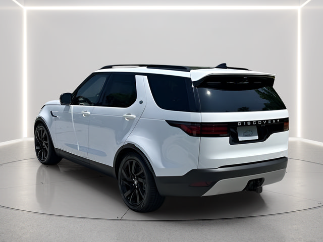 Certified 2025 Land Rover Discovery S AWD/4WD image 3