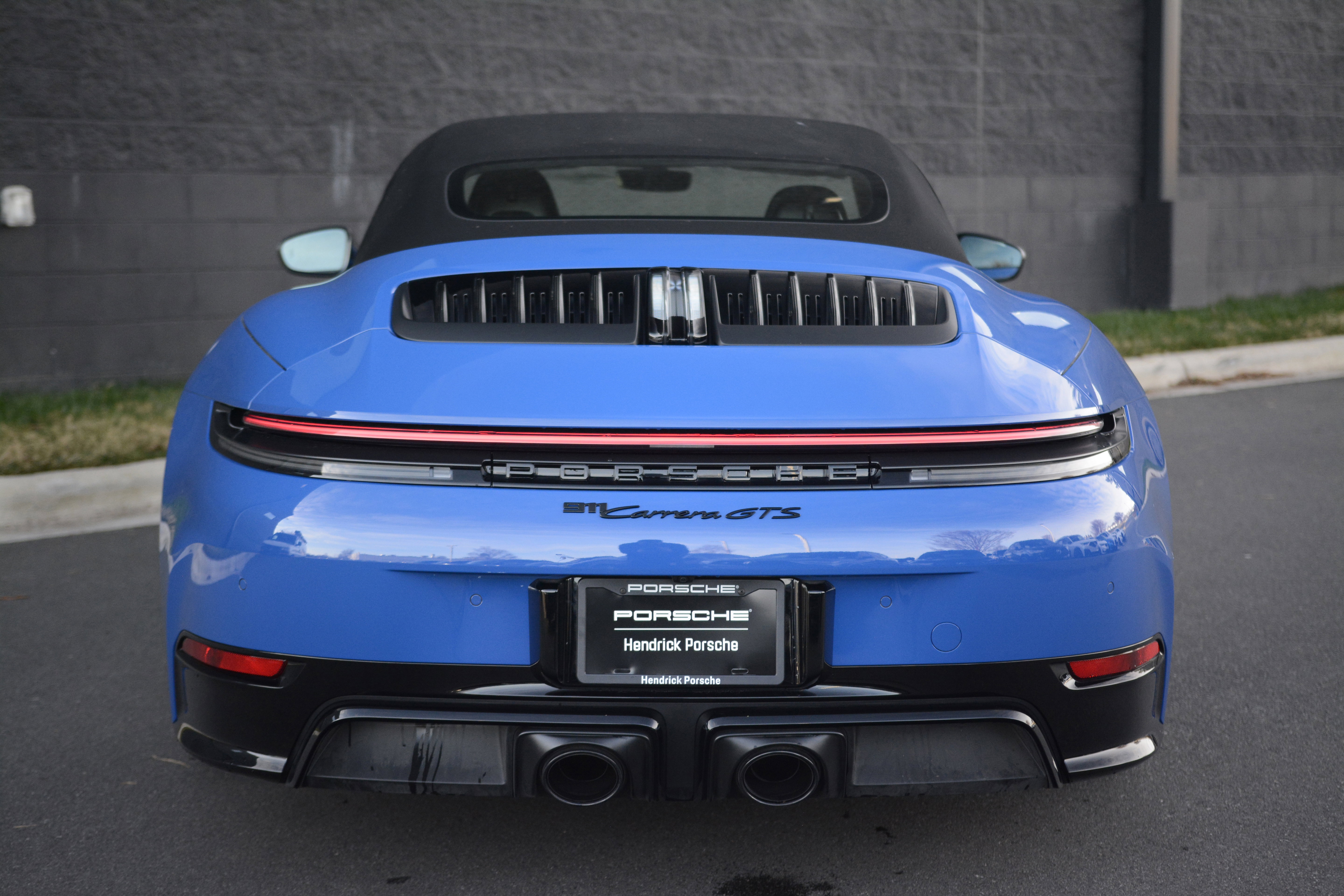 Certified 2025 Porsche 911 Carrera 4 GTS AWD/4WD image 6