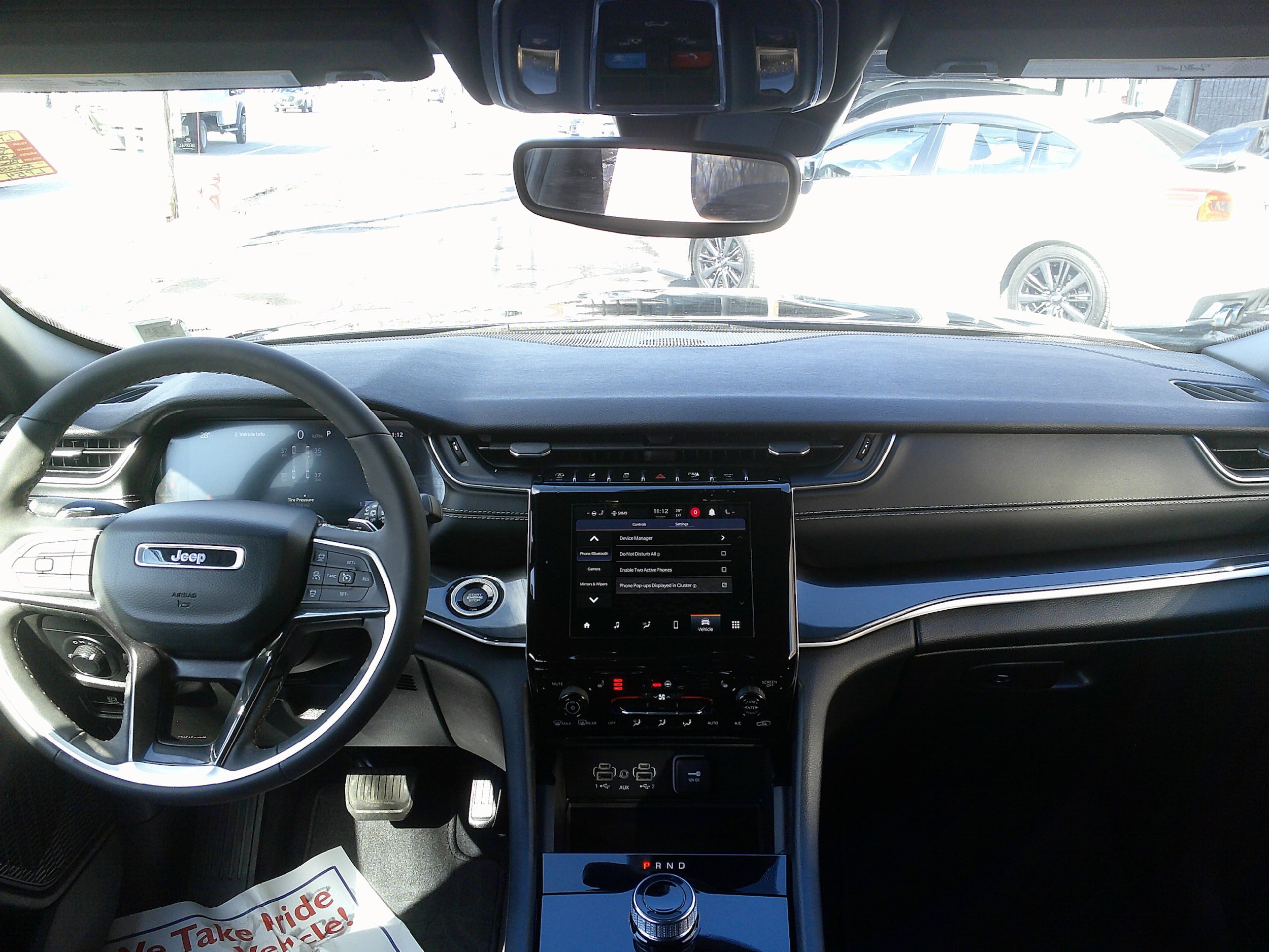 Used 2023 Jeep Grand Cherokee Altitude AWD/4WD image 22