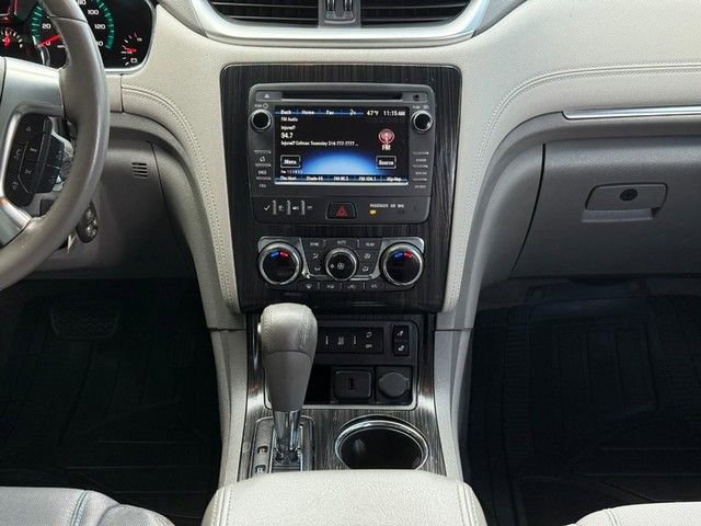 Used 2017 Chevrolet Traverse LT image 13