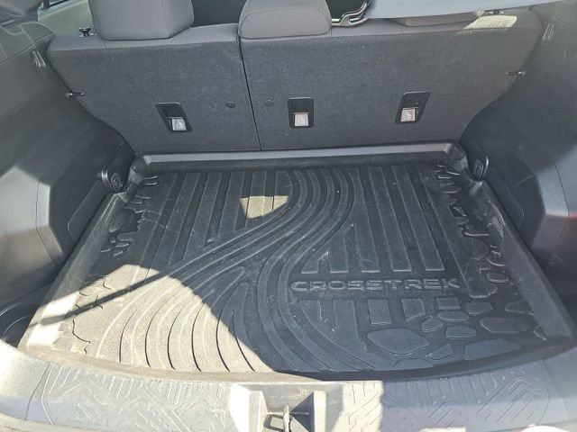 Used 2025 Subaru Crosstrek 2.0i Premium image 16
