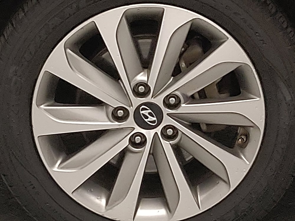 Used 2014 Hyundai Sonata Limited w/ Technology Package 05 FWD image 31