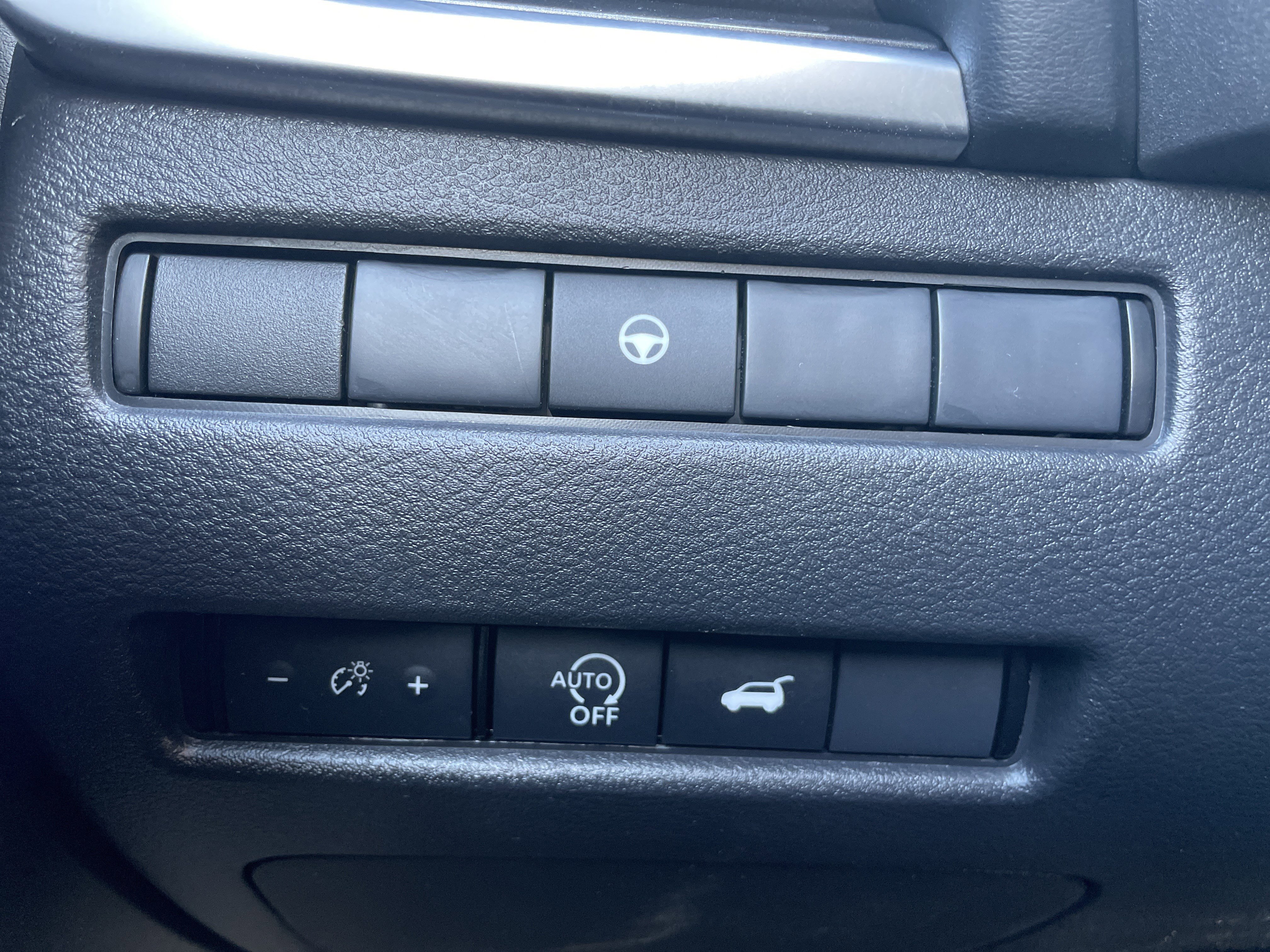 Used 2026 Nissan Rogue SV image 43