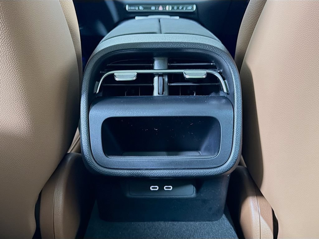 New 2026 Mercedes-Benz E 350 4MATIC Sedan image 27