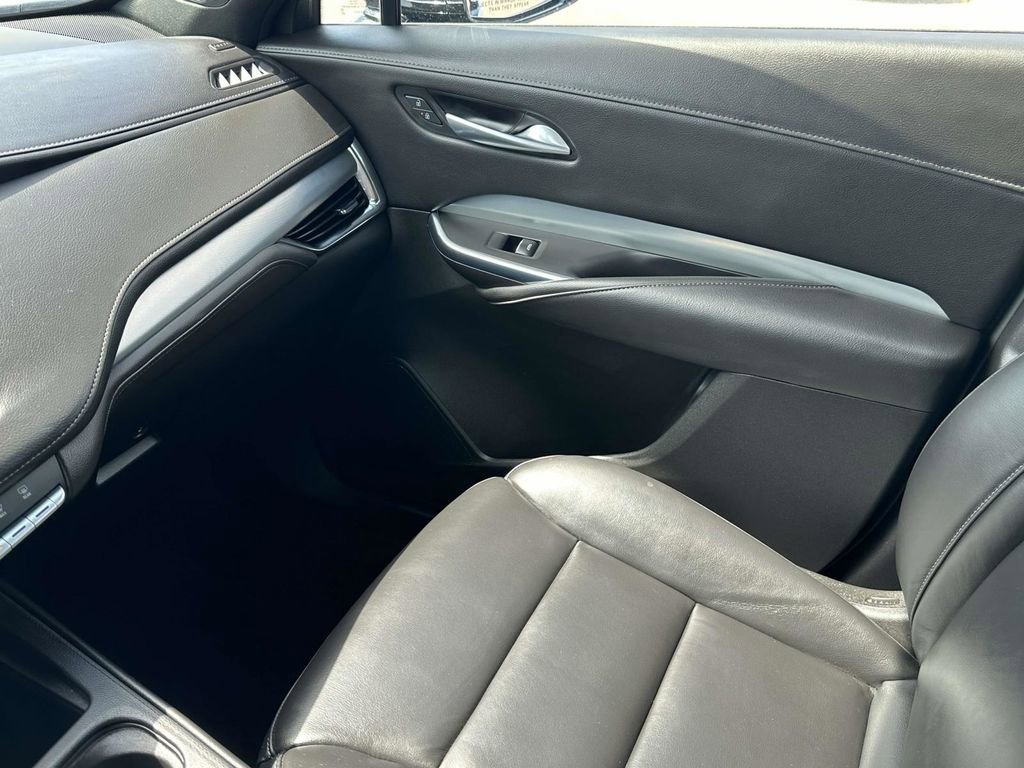 Certified 2023 Cadillac XT4 Premium Luxury w/ Cold Weather Package image 33