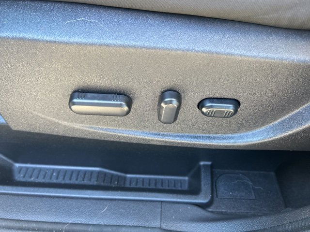 Used 2017 Ford Escape SE image 15