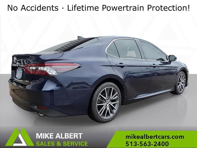 Used 2022 Toyota Camry XLE image 7