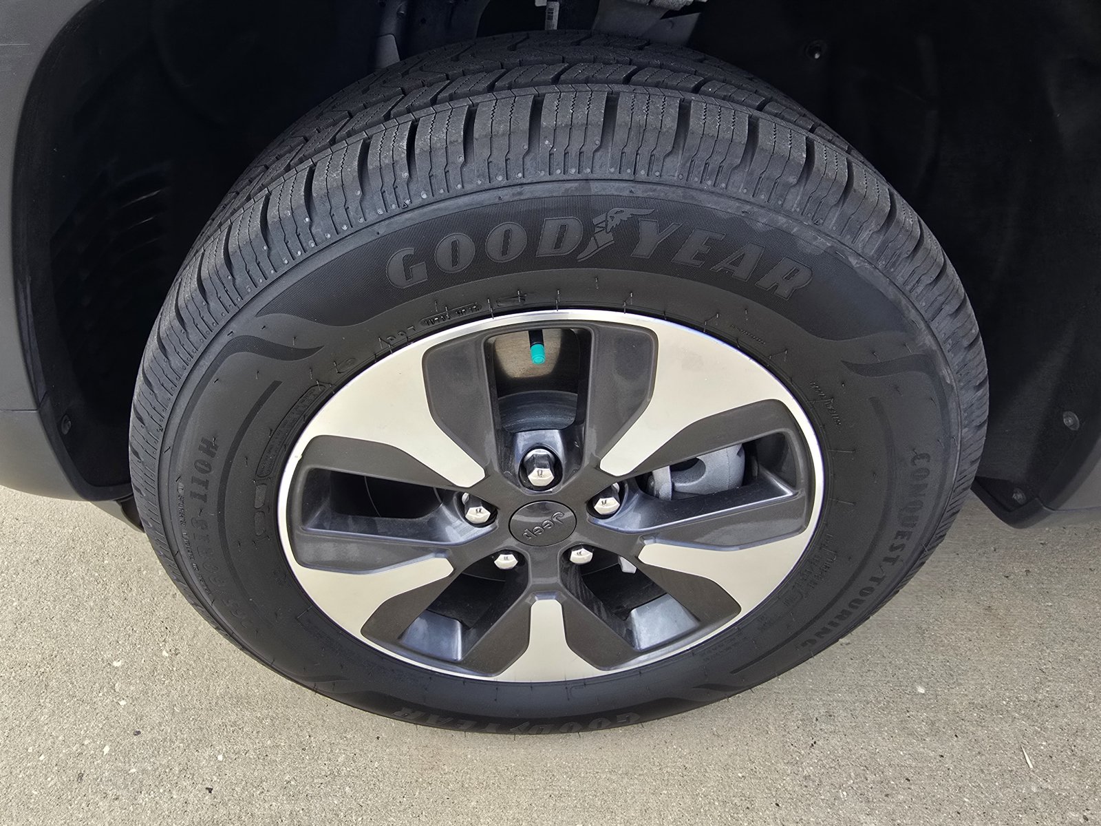 Used 2023 Jeep Grand Cherokee 4WD 4xe image 9