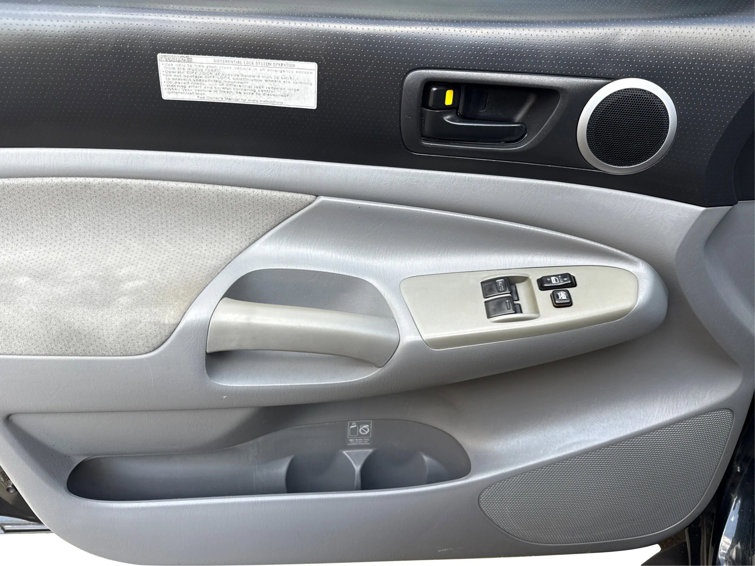 Used 2007 Toyota Tacoma 4x4 Access Cab V6 image 20