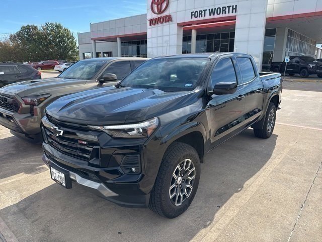 Used 2023 Chevrolet Colorado Z71 w/ Z71 Convenience Package 2 image 3