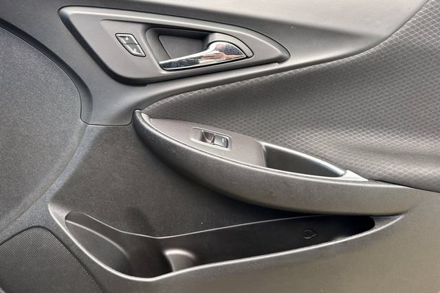 Used 2023 Chevrolet Malibu LT FWD image 21