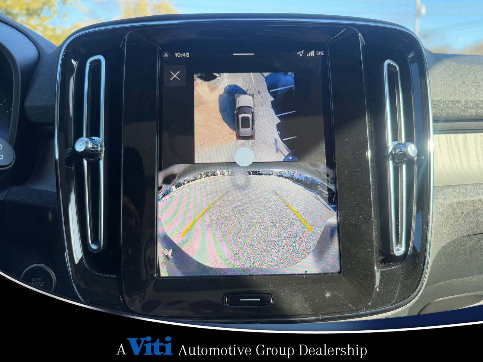 Used 2026 Volvo XC40 B5 Plus w/ Climate Package AWD/4WD image 16