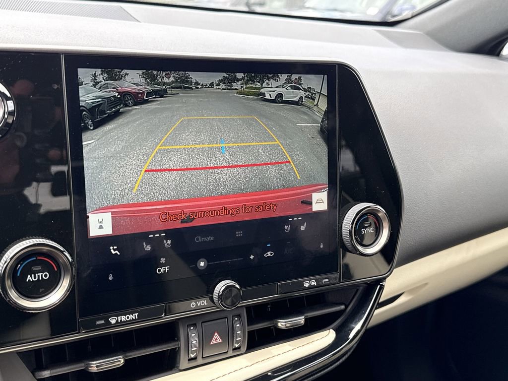 Used 2024 Lexus NX 250 FWD image 24