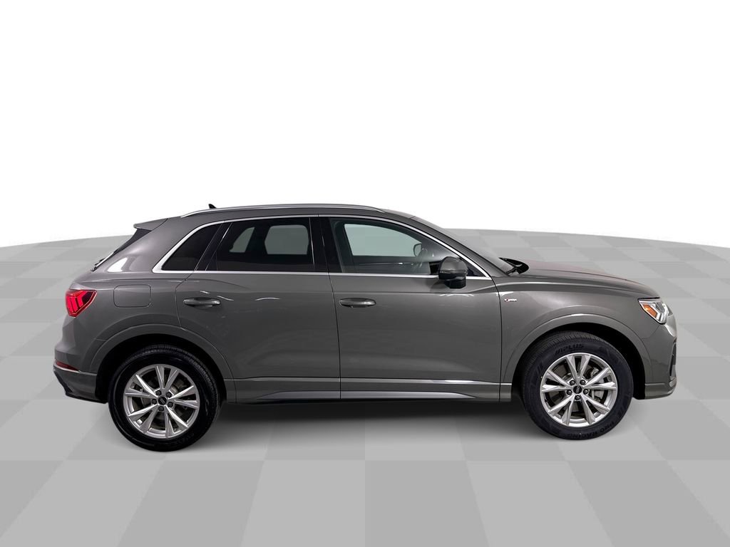 Used 2024 Audi Q3 2.0T Premium AWD/4WD image 9
