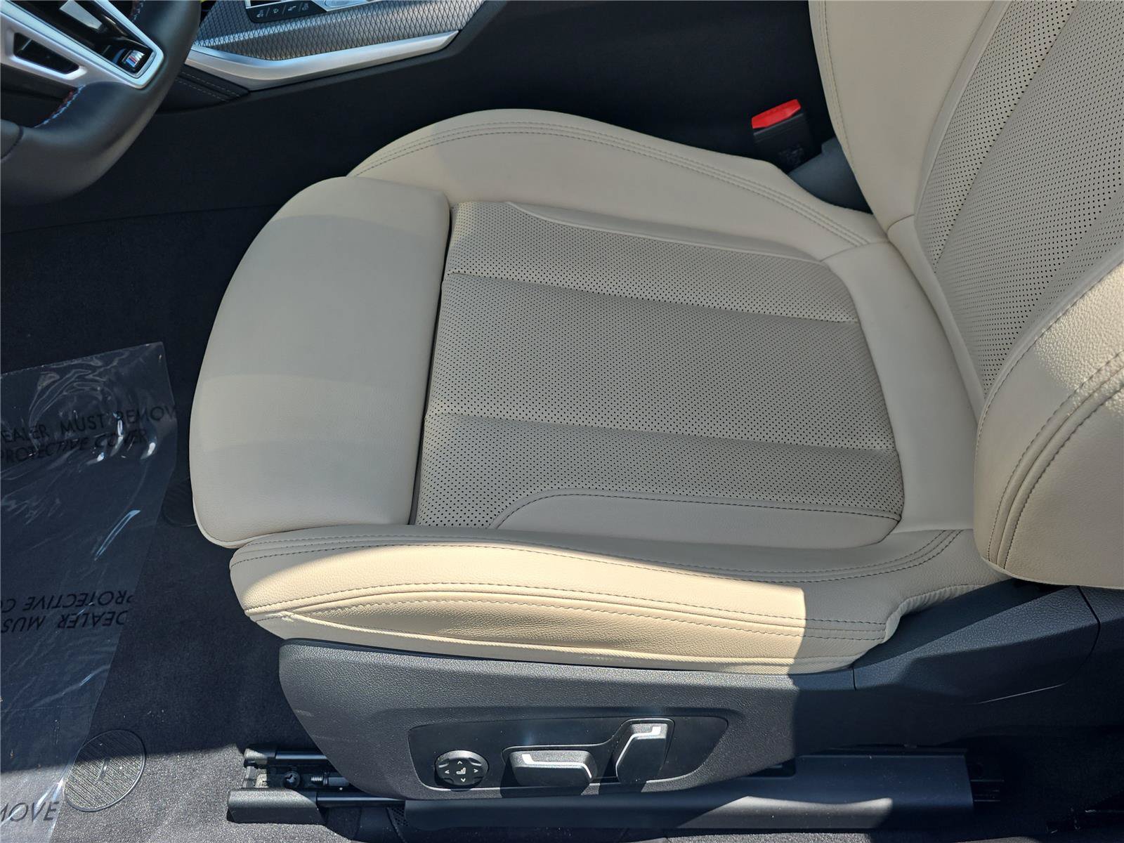 Used 2026 BMW M440i Convertible RWD image 12