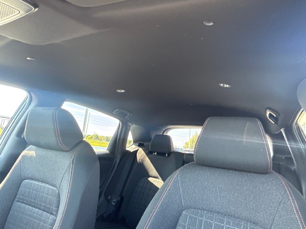 Certified 2025 Honda HR-V Sport image 19