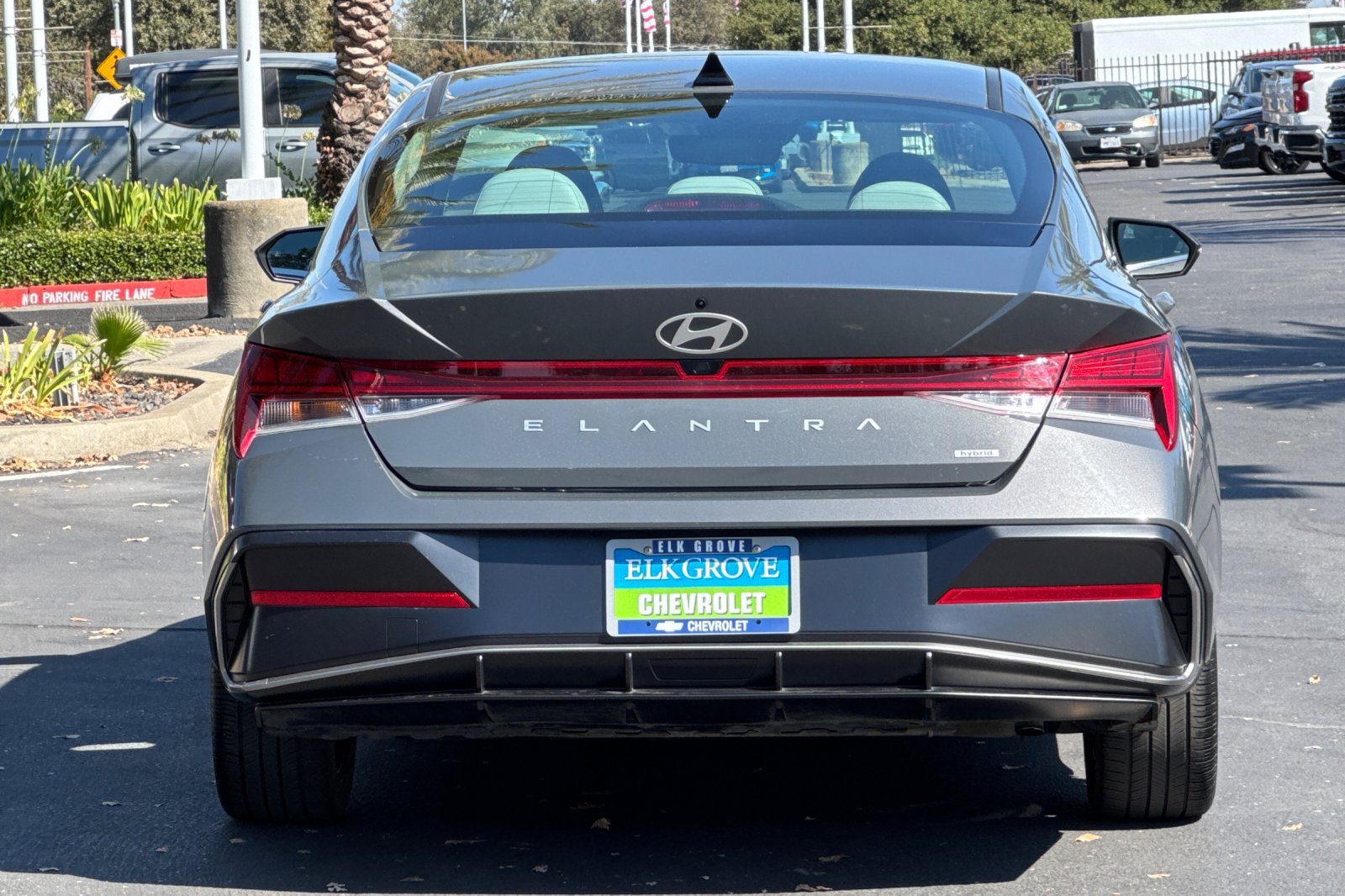 Used 2025 Hyundai Elantra Limited FWD image 4