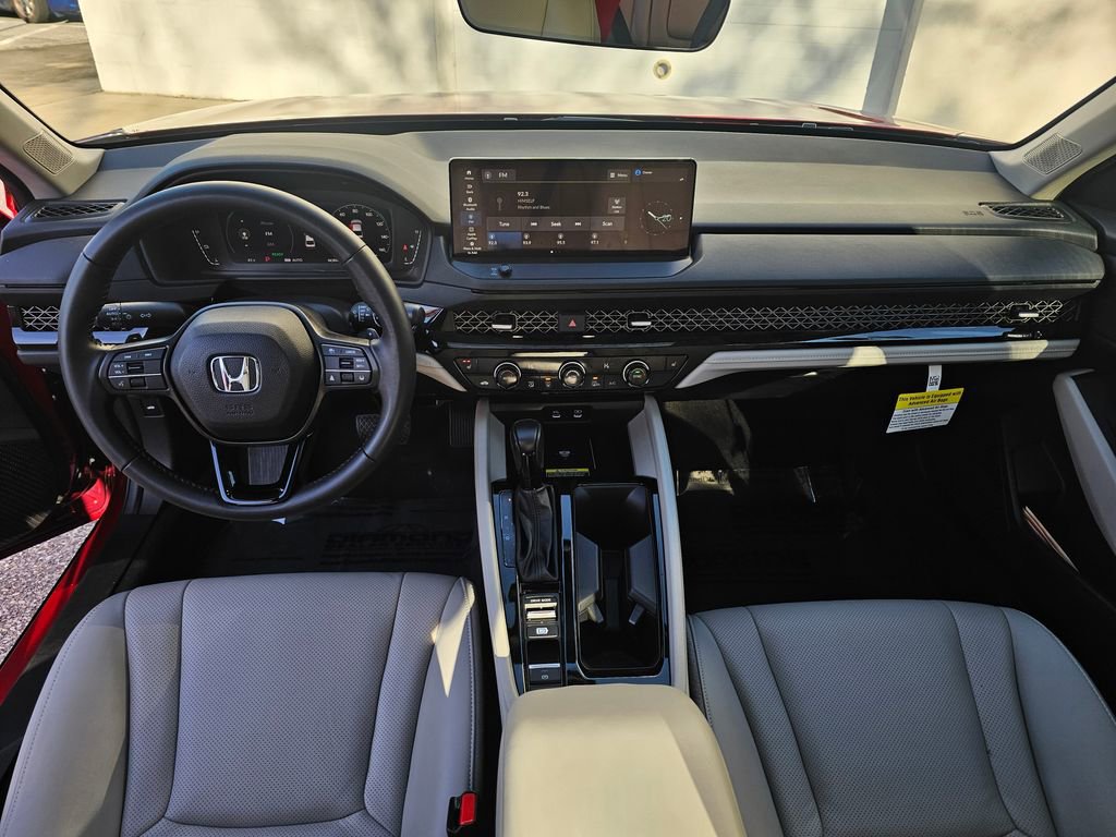 Used 2025 Honda Accord EX-L image 18