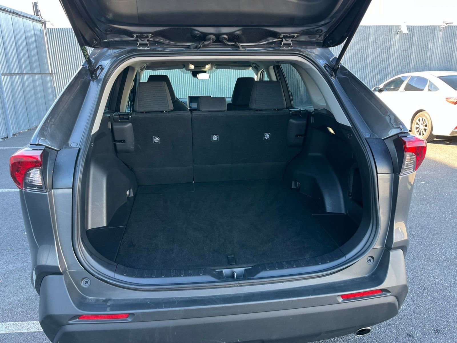 Used 2025 Toyota RAV4 LE image 30