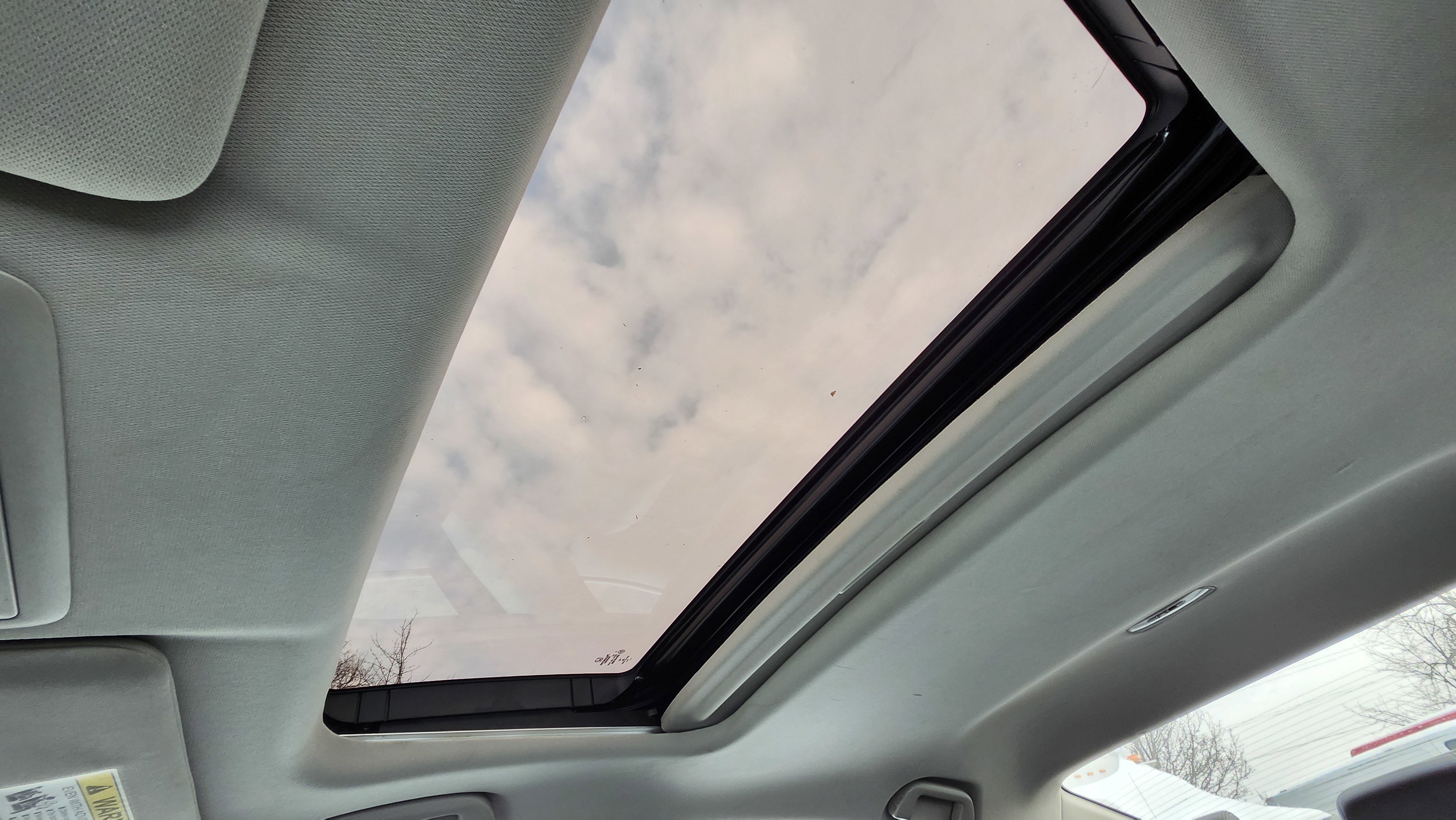 Used 2017 Honda Civic EX-L image 2