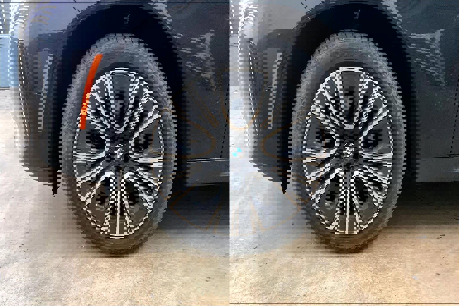 Used 2025 BMW X3 xDrive30i w/ Premium Package image 12