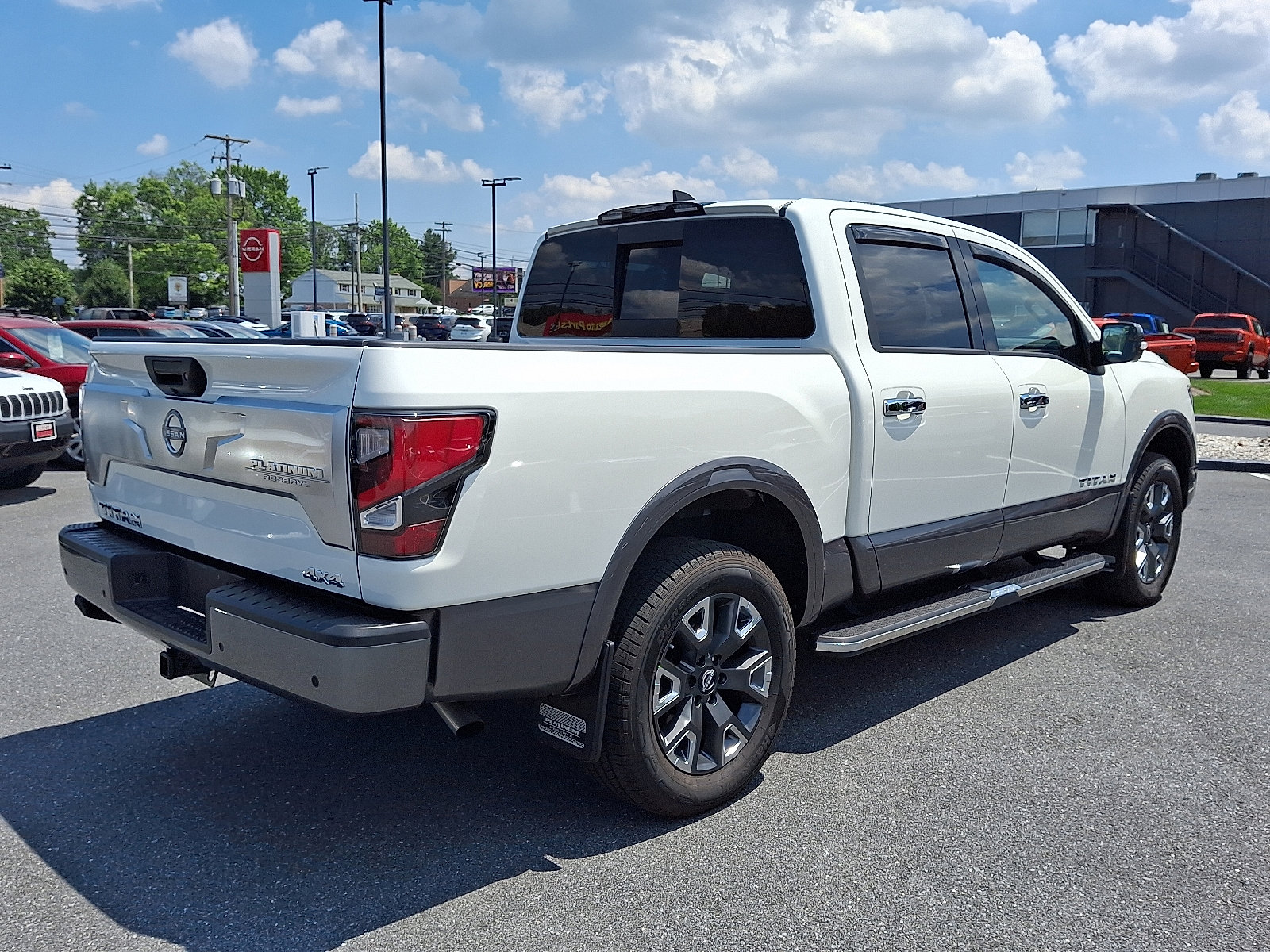 Used 2024 Nissan Titan Platinum Reserve w/ Moonroof Package image 7